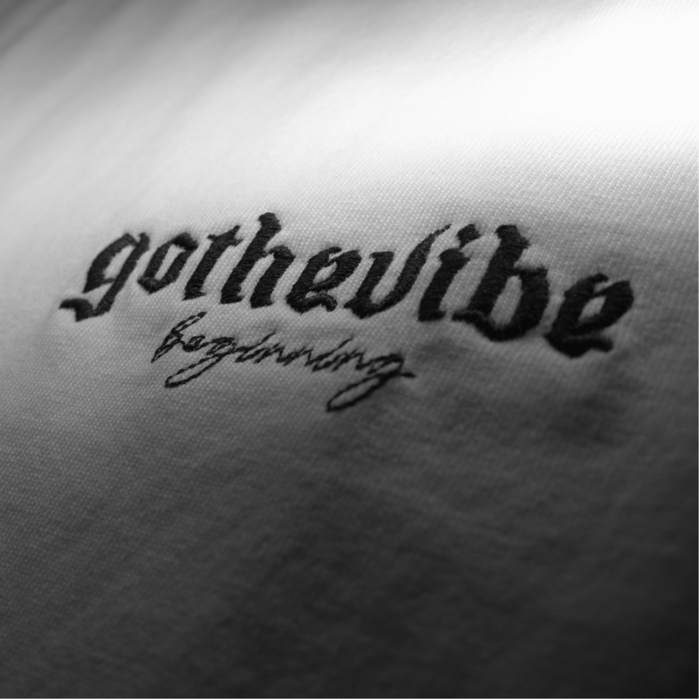 Gothevibe - Club T-Shirt